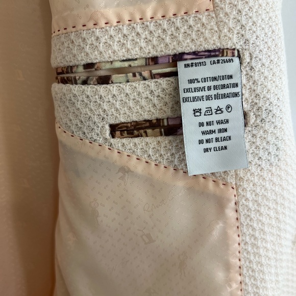 Elegant Cream Blazer - Picture 5 of 11